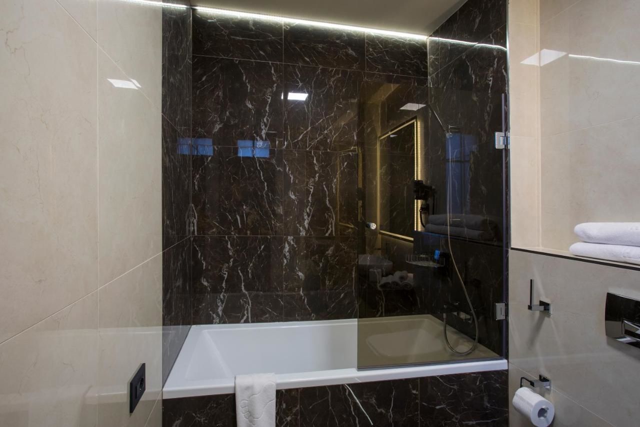Отель Old Town Hotel Тимишоара-26