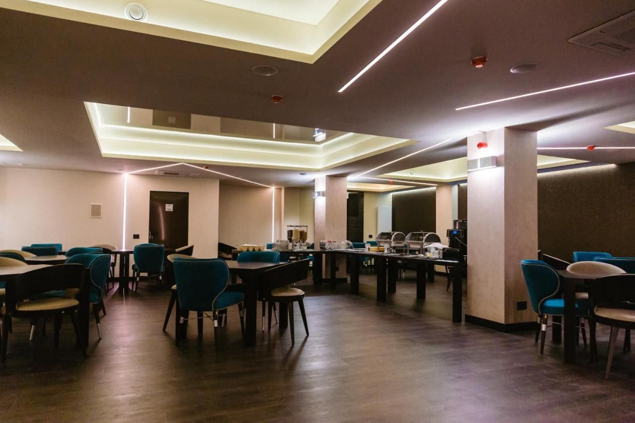 Отель Old Town Hotel Тимишоара-10
